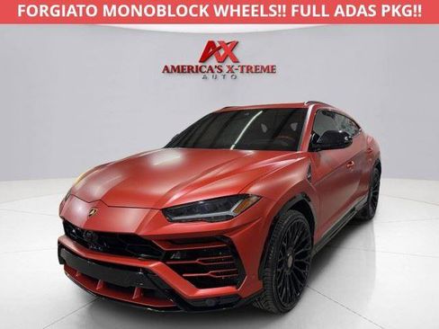 Used 2019 Lamborghini Urus AWD/4WD image 2
