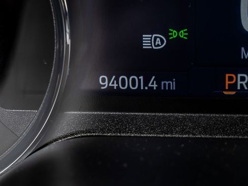 Used 2022 Ford Expedition Max Limited image 16