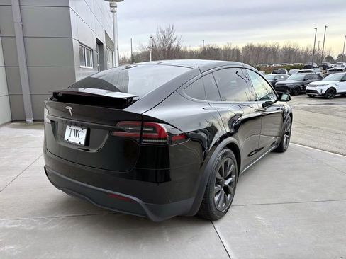 Used 2022 Tesla Model X image 7