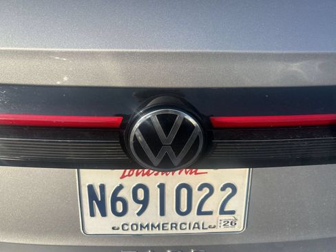 Used 2026 Volkswagen Taos SE AWD/4WD image 10