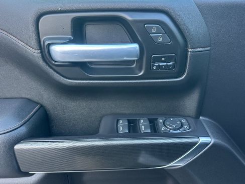 Used 2021 GMC Sierra 1500 AT4 w/ AT4 Premium Package image 11