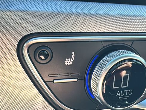 Used 2017 Audi A4 2.0T Premium w/ Convenience Package image 27