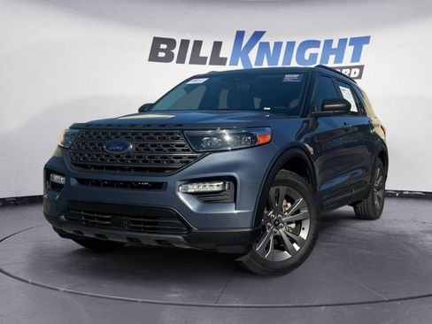 Certified 2021 Ford Explorer XLT w/ Equipment Group 202A image 1