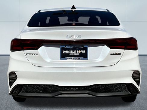 Used 2024 Kia Forte LXS w/ LXS Technology Package image 4