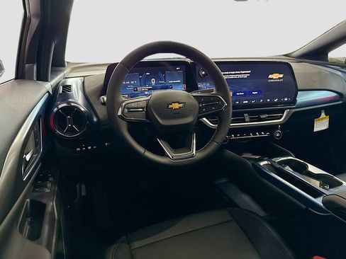 New 2026 Chevrolet Equinox EV LT AWD/4WD image 23