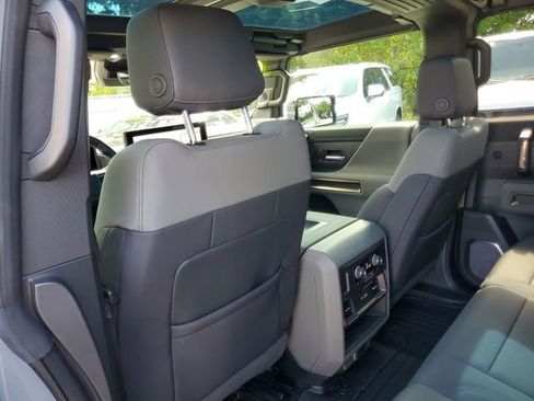 Used 2024 GMC Hummer EV 3X AWD/4WD image 12