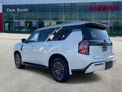 New 2026 Nissan Armada SL w/ Captain's Chari Seat Package image 4
