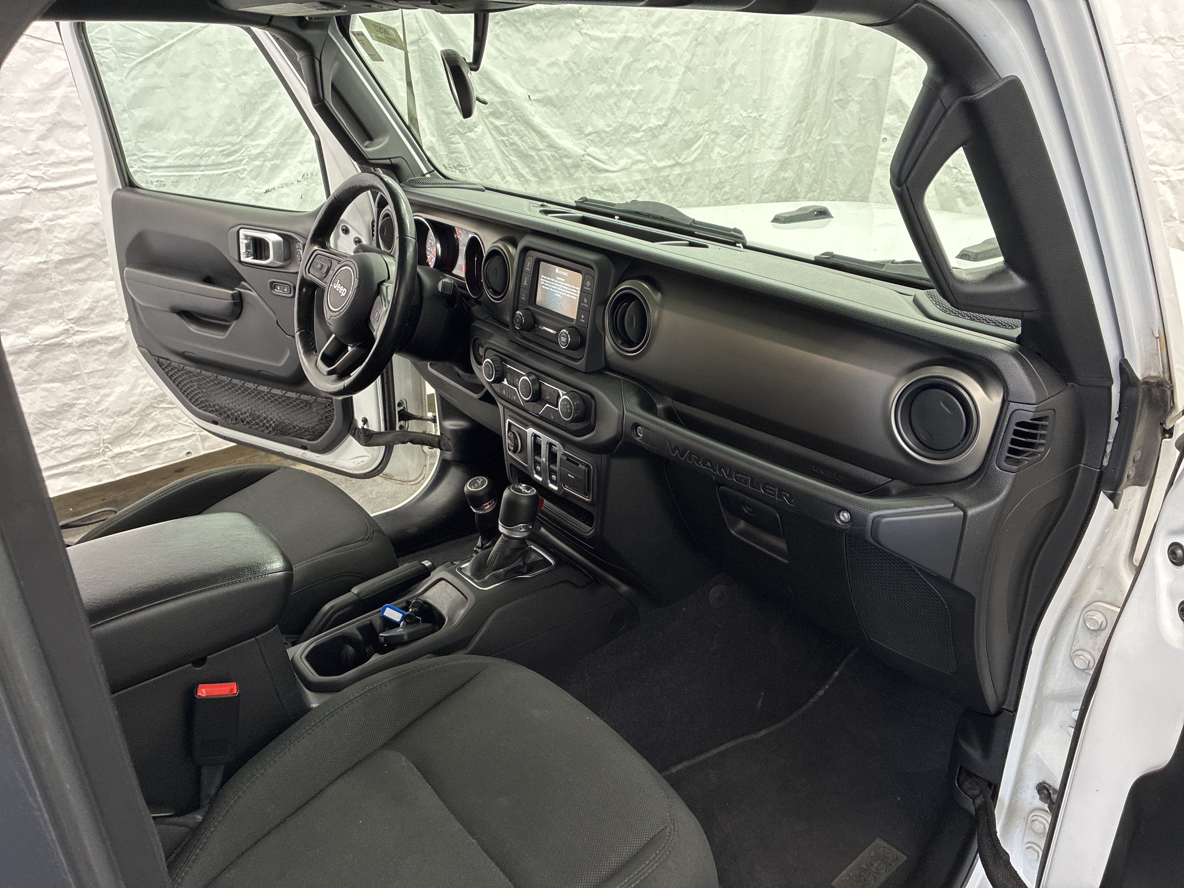 Used 2019 Jeep Wrangler Sport AWD/4WD image 13