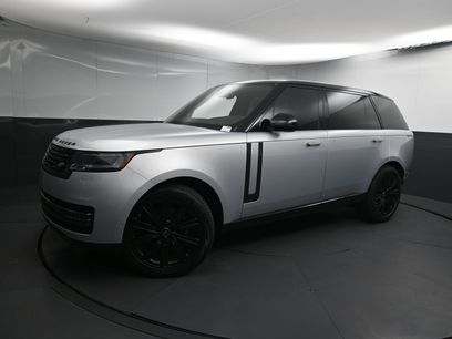 New 2025 Land Rover Range Rover Long Wheelbase SE