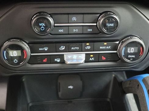 Used 2024 Ford Bronco Black Diamond AWD/4WD image 22