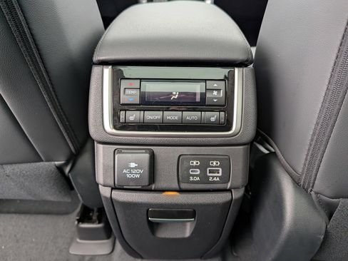 New 2026 Subaru Ascent Bronze Edition image 10