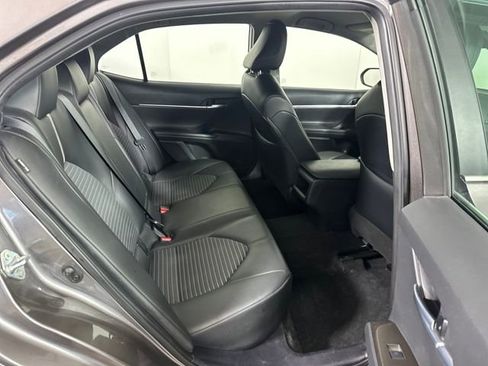 Used 2024 Toyota Camry SE image 27