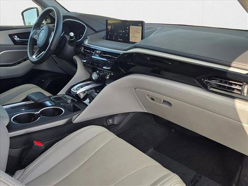 Used 2024 Acura MDX SH-AWD w/ Technology Package image 23