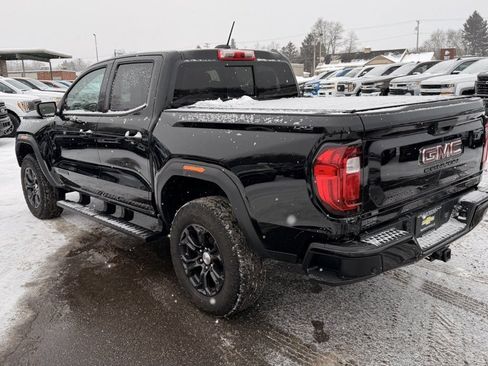 Used 2024 GMC Canyon Elevation w/ Elevation Premium Package image 5