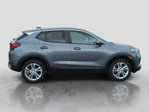 Used 2022 Buick Encore GX Preferred w/ Cold Weather Comfort Package AWD/4WD image 9