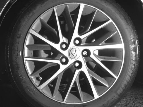 Used 2017 Lexus ES 350 w/ Navigation System Package image 9