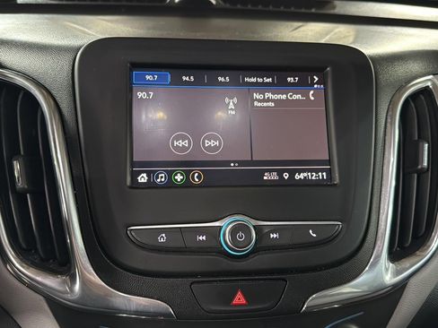 Used 2021 Chevrolet Equinox LS image 16