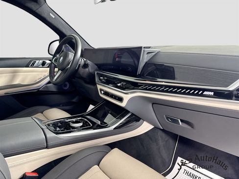 Used 2023 BMW X7 M60i w/ Executive Package AWD/4WD image 38
