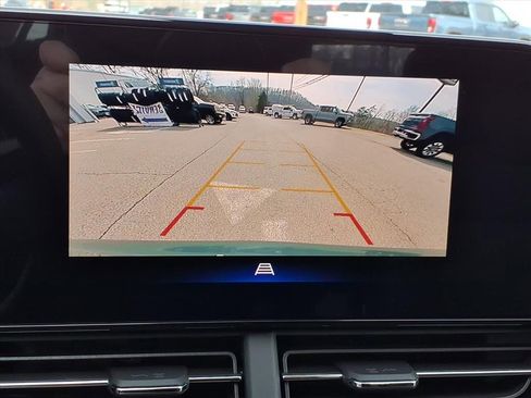 New 2026 Chevrolet Trax LT w/ Driver Confidence Package image 10