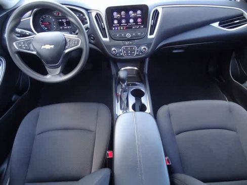 Used 2023 Chevrolet Malibu LT image 6