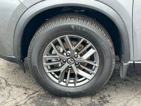 Certified 2021 Nissan Rogue S image 10