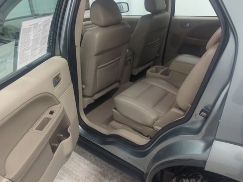Used 2006 Ford Freestyle Limited image 8