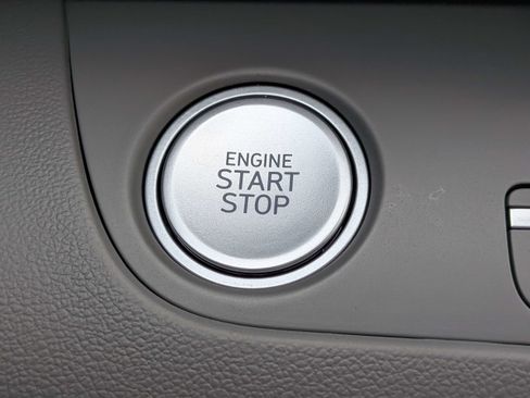 Certified 2026 Hyundai Elantra SEL FWD image 25