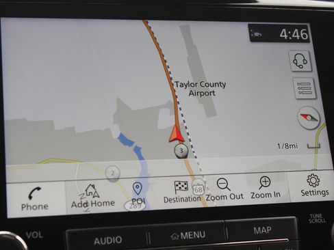 Used 2022 Nissan Titan SV w/ SV Convenience Package image 28