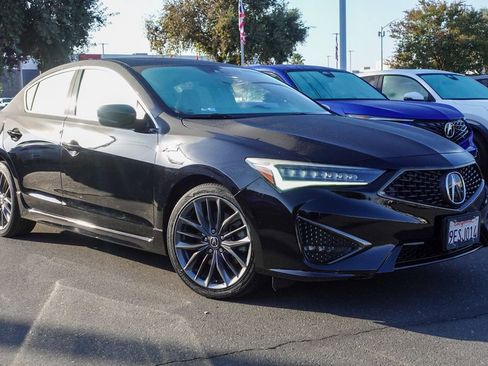 Used 2019 Acura ILX image 2