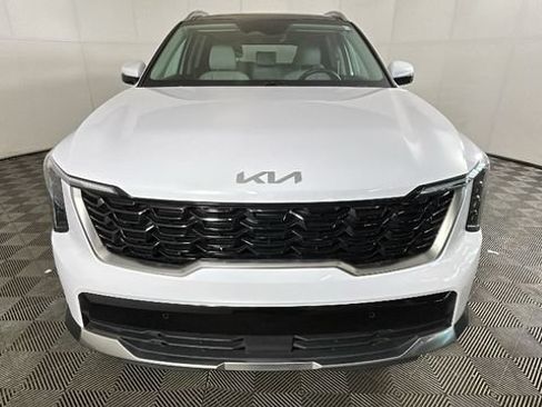 Used 2025 Kia Sorento S w/ Panoramic Sunroof Package FWD image 7