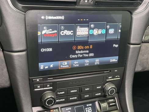 Certified 2019 Porsche 911 Targa 4 GTS AWD/4WD image 25