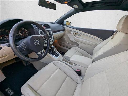 Used 2014 Volkswagen Eos Komfort image 12