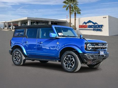 Used 2024 Ford Bronco Outer Banks image 1