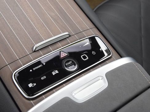 New 2026 Mercedes-Benz EQS 550 4MATIC SUV image 28