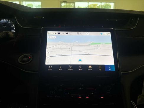 New 2025 Jeep Grand Cherokee Limited w/ Trailer Tow Package image 44