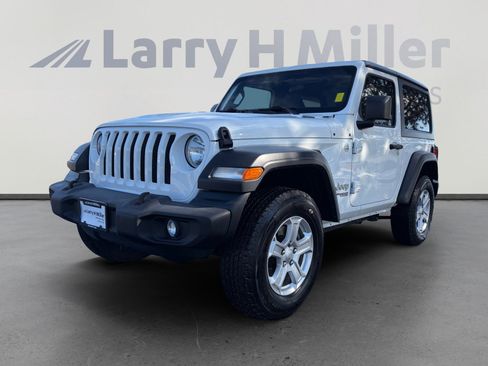 Used 2019 Jeep Wrangler Sport AWD/4WD image 1