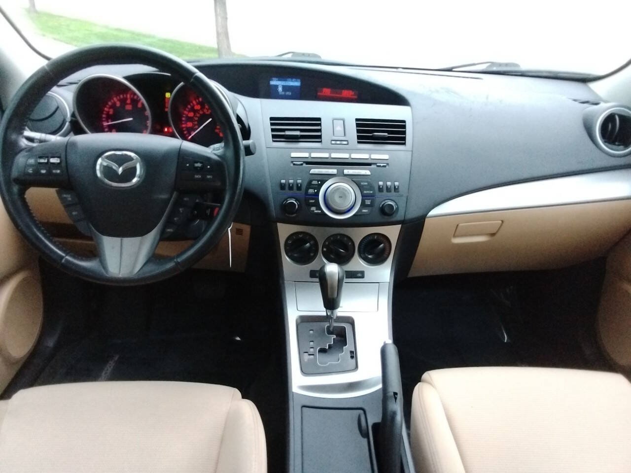 Used 2010 MAZDA MAZDA3 s Sport FWD image 9