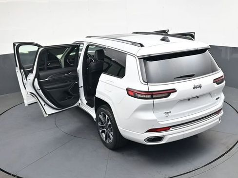 Used 2023 Jeep Grand Cherokee L Overland image 41