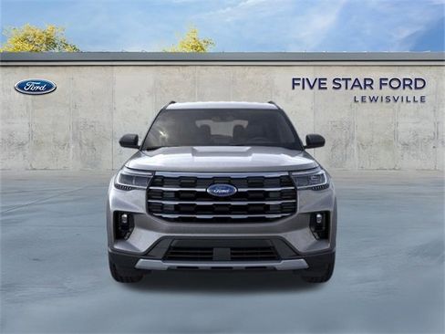 New 2026 Ford Explorer Active w/ Active Comfort Package image 2