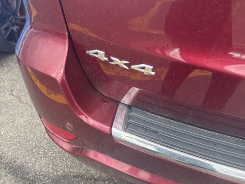 Used 2017 Jeep Grand Cherokee Overland image 7