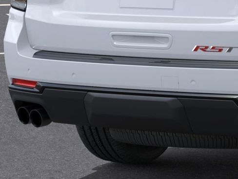 New 2026 Chevrolet Suburban RST image 14