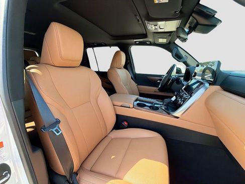 New 2026 Lexus LX 700h Luxury image 16