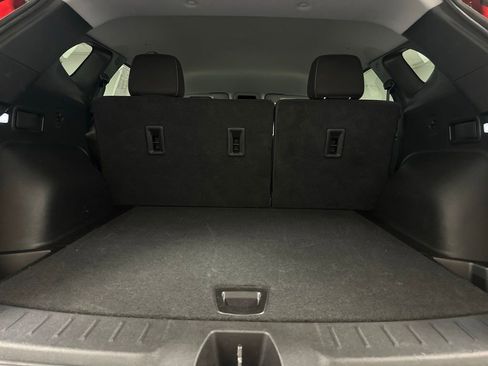 Used 2025 Chevrolet Blazer LT image 14