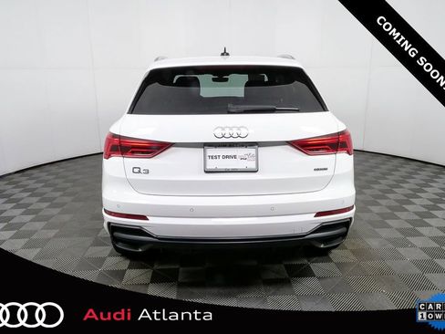 Used 2022 Audi Q3 2.0T Premium w/ Convenience Package image 28