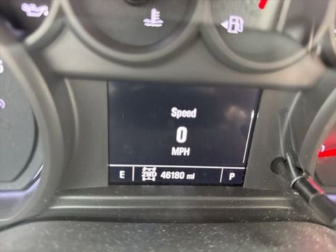 Used 2021 Chevrolet Silverado 1500 Custom image 14