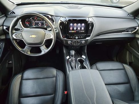 Used 2023 Chevrolet Traverse LT AWD/4WD image 6