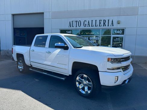 Used 2017 Chevrolet Silverado 1500 LTZ Z71 w/ LTZ Plus Package AWD/4WD image 6