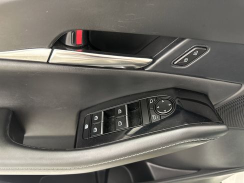 Used 2024 MAZDA CX-30 AWD 2.5 S w/ Preferred Package image 11