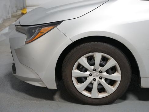 Certified 2024 Toyota Corolla LE image 5