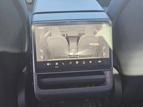 Used 2025 Tesla Model 3 Long Range image 19